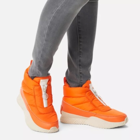 9 🔖 SOREL OUT N ABOUT III PUFFY ZIP WP Women's Outdoor Boot NEW Orange - Picture 8 of 16